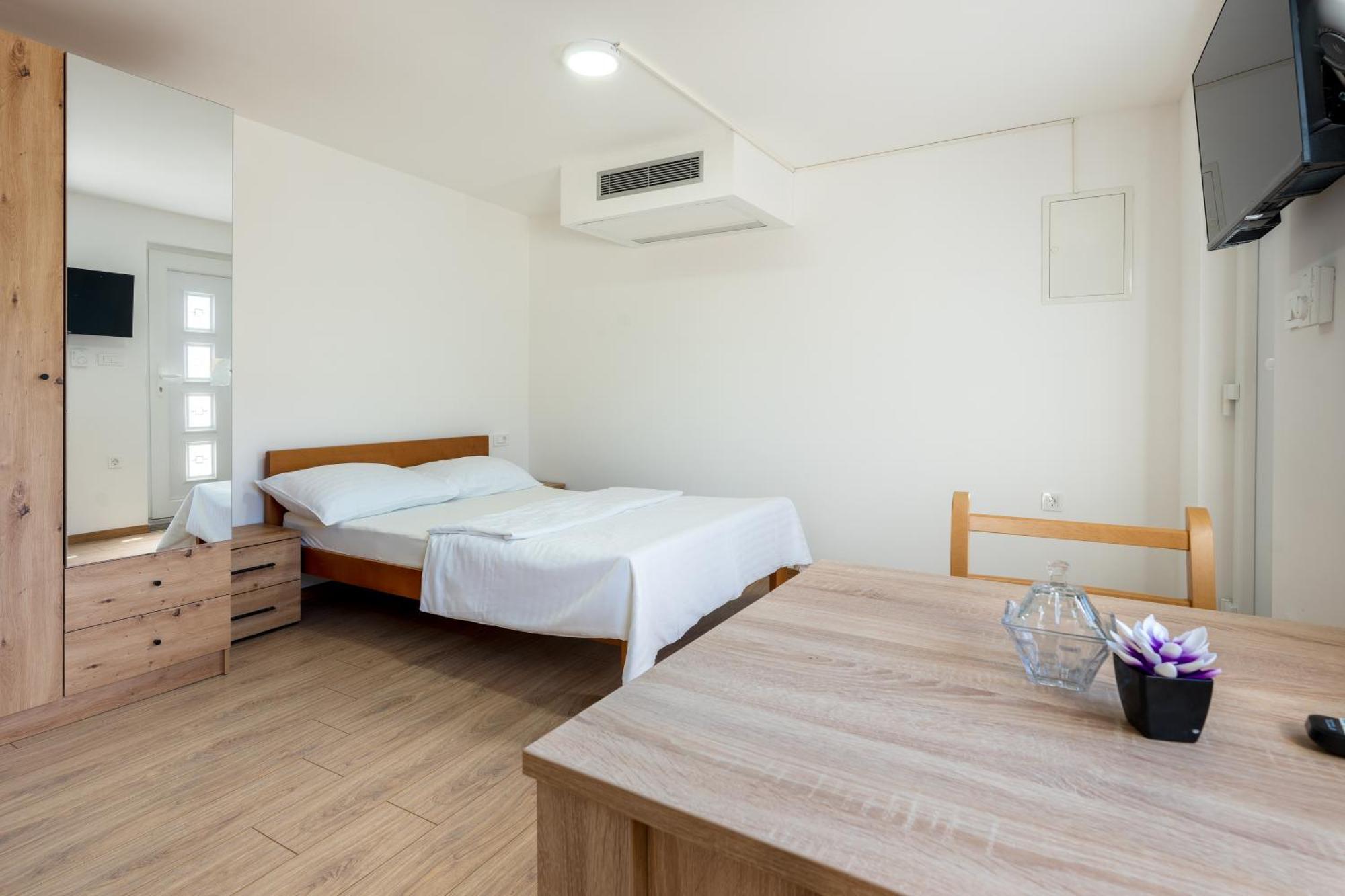 Apartments Budes ネウム エクステリア 写真